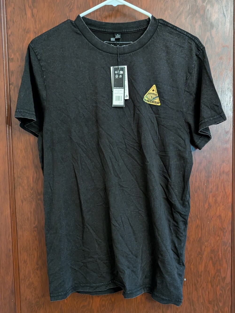 NWT! Mister Tee Faded Graphic T-shirt